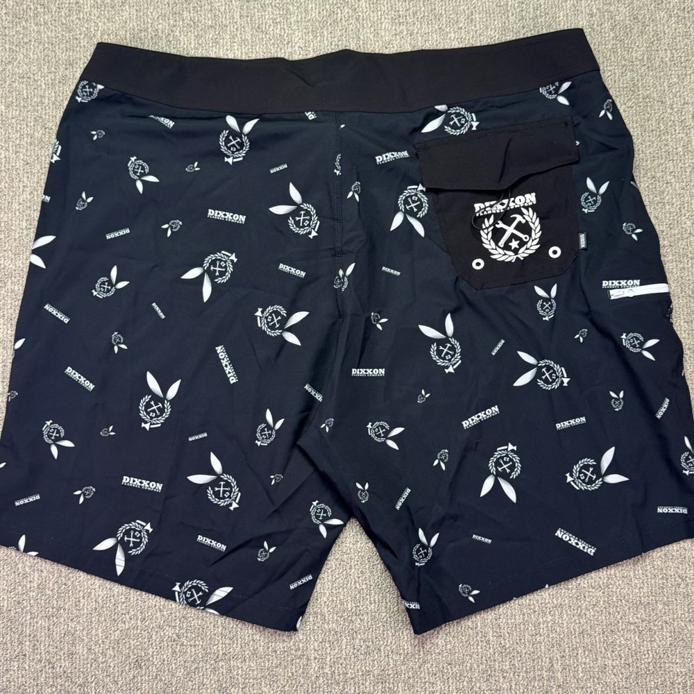 Dixxon Flannel Company x Playboy Men's Black Graphic Board Shorts Size 46 - Picture 2 of 9